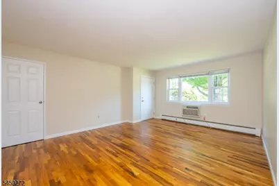 1301A Valley Rd #A, Wayne Twp., NJ 07470 - Photo 11
