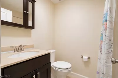 201 Edison Glen Ter, Edison Twp., NJ 08837 - Photo 15