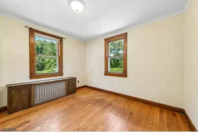 327 Saint Cloud Ave, West Orange Township, NJ 07052 - Photo 21