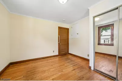 327 Saint Cloud Ave, West Orange Township, NJ 07052 - Photo 23