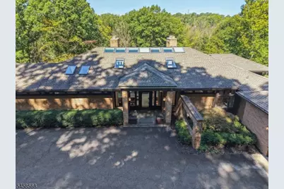12 Thackery Ln, Mendham Township, NJ 07945 - Photo 3