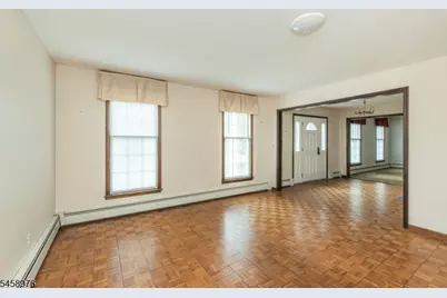 251 Big Piece Rd, Fairfield, NJ 07004 - Photo 5