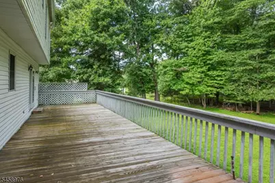 251 Big Piece Rd, Fairfield, NJ 07004 - Photo 31