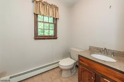 251 Big Piece Rd, Fairfield, NJ 07004 - Photo 7