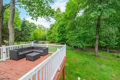 17 Oakwood Ave, Pequannock Township, NJ 07440 - Photo 15