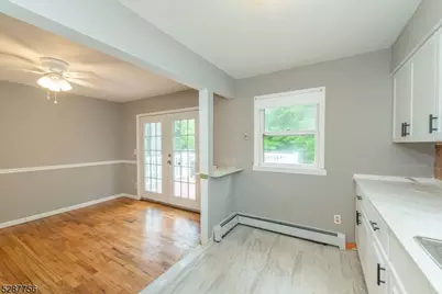 17 Oakwood Ave, Pequannock Township, NJ 07440 - Photo 7