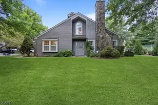 40A Roxbury Ct, Montgomery Township, NJ 08540 - Photo 1