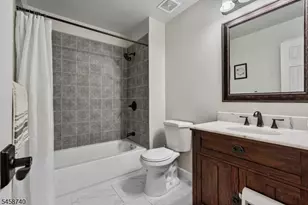 40A Roxbury Ct, Montgomery Township, NJ 08540 - Photo 19