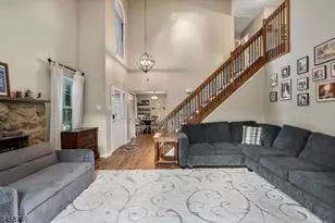 40A Roxbury Ct, Montgomery Township, NJ 08540 - Photo 9