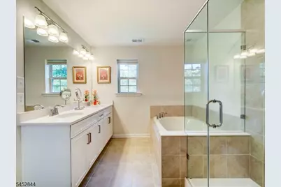 8 Dahlia Dr, Warren Township, NJ 07059 - Photo 15