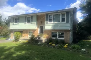 17 Ridge Rd, Raritan Township, NJ 08822 - Photo 1