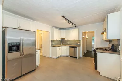 43 Walnut St #1, Montclair, NJ 07042 - Photo 21