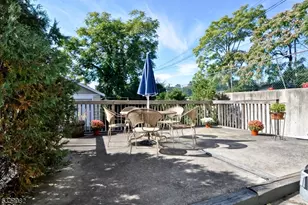 43 Walnut St, Montclair, NJ 07042 - Photo 5