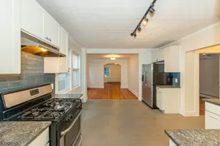 43 Walnut St, Montclair, NJ 07042 - Photo 19