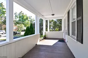 43 Walnut St, Montclair, NJ 07042 - Photo 3