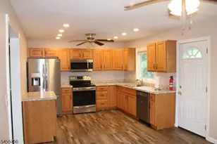 13 Baldwin Dr, Vernon, NJ 07462 - Photo 3