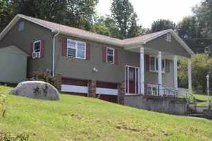 13 Baldwin Dr, Vernon, NJ 07462 - Photo 9
