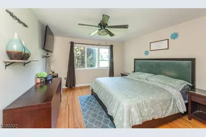 75 Birch Ln, Wayne Twp., NJ 07470 - Photo 11
