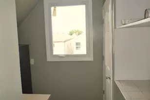 947 Anna St, Elizabeth, NJ 07201 - Photo 9