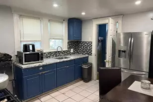 326 Gist Pl, Orange, NJ 07050 - Photo 5