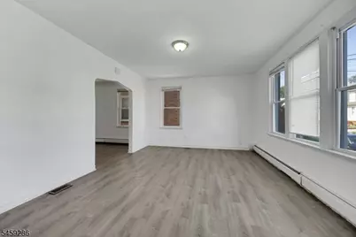 58 Floyd Ave, Bloomfield, NJ 07003 - Photo 9