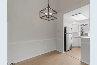 81 Encampment Drive, Bedminster Township, NJ 07921 - Photo 11