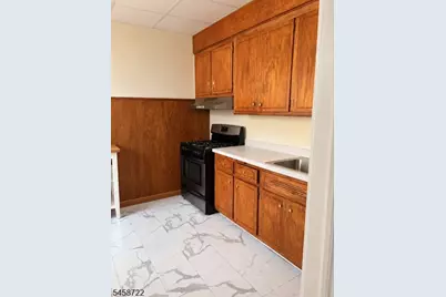 388 N 6th St, Newark, NJ 07107 - Photo 9