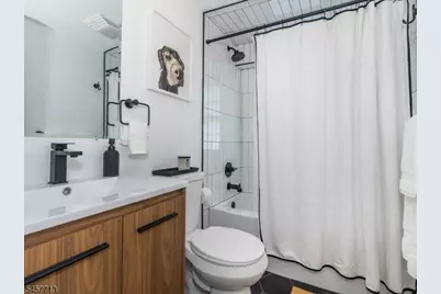 148 Grove St #2, Montclair, NJ 07042 - Photo 13