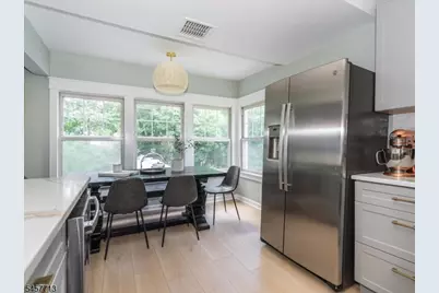 148 Grove St #2, Montclair, NJ 07042 - Photo 3