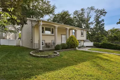 66 Lockwood Pl, Clifton, NJ 07012 - Photo 3