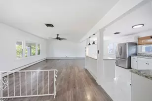 66 Lockwood Pl, Clifton, NJ 07012 - Photo 9