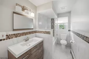 66 Lockwood Pl, Clifton, NJ 07012 - Photo 15