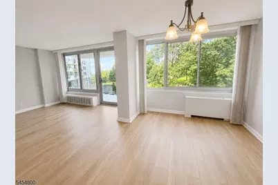 1 Claridge Dr #114, Verona, NJ 07044 - Photo 3