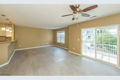 401 Dalton Court, Denville, NJ 07834 - Photo 7