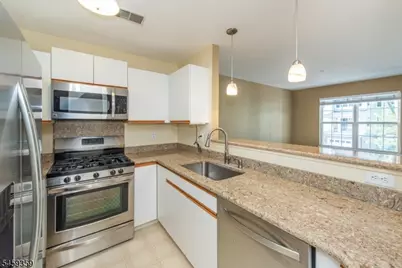 401 Dalton Court, Denville, NJ 07834 - Photo 3