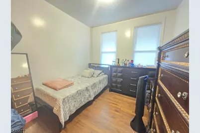 554 Franklin St, Elizabeth, NJ 07206 - Photo 25