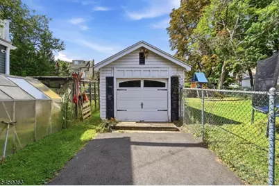 7 Harvard Ter, West Orange Township, NJ 07052 - Photo 5