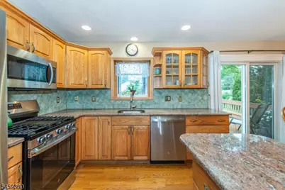 18 Kadel Dr, Roxbury Township, NJ 07876 - Photo 7