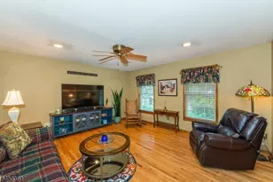 18 Kadel Dr, Roxbury Township, NJ 07876 - Photo 11