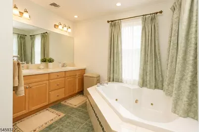 19 Westover Rd, Verona, NJ 07044 - Photo 37