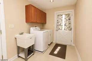 19 Westover Rd, Verona, NJ 07044 - Photo 29