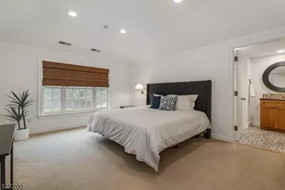 25 Notch Hill Dr, Livingston, NJ 07039 - Photo 31