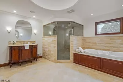 25 Notch Hill Dr, Livingston, NJ 07039 - Photo 19