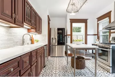 209 Garfield Pl, South Orange, NJ 07079 - Photo 23