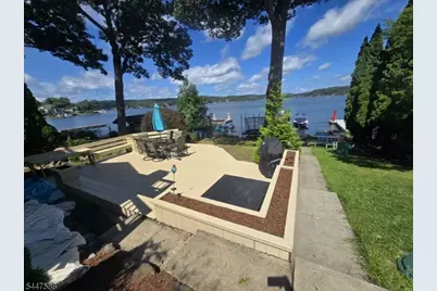 121 Maxim Dr, Hopatcong, NJ 07843 - Photo 49