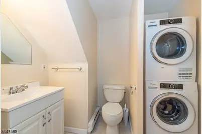 121 Maxim Dr, Hopatcong, NJ 07843 - Photo 43