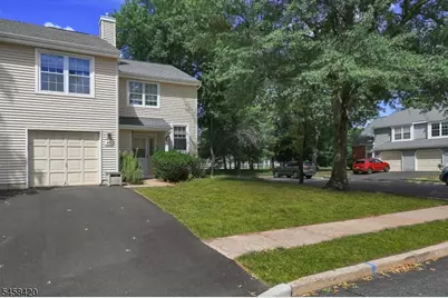 44 Whitby Cir, Franklin Township, NJ 08873 - Photo 3
