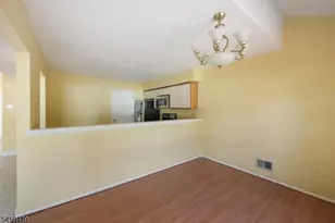 44 Whitby Cir, Franklin Township, NJ 08873 - Photo 17