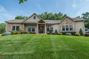 7 Dehart Ct, Wayne, NJ 07470 - Photo 1