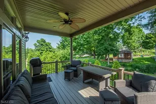 7 Dehart Ct, Wayne, NJ 07470 - Photo 15